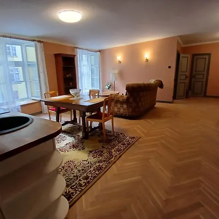 Apartamento Saunaga Korter Sisehoovis